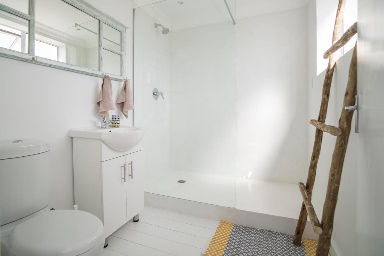 Sunset Beach Living Guesthouse Kapsztad Zewnętrze zdjęcie
