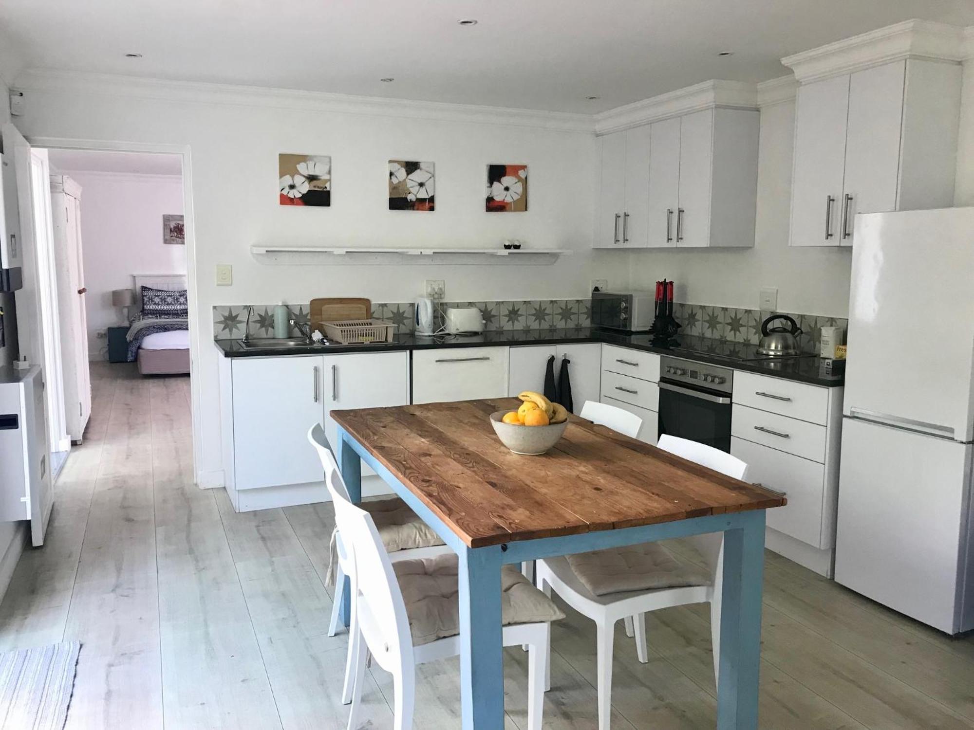 Sunset Beach Living Guesthouse Kapsztad Zewnętrze zdjęcie
